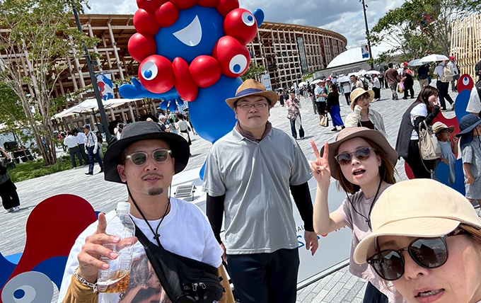 写真:社員旅行の様子